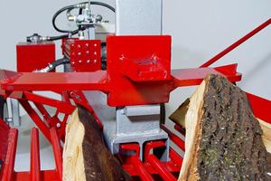 TW-2/36 Log Splitter Optional Four-Way Wedge